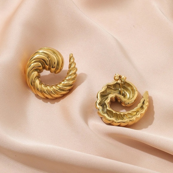 18K Gold Plated Twisted Swirl Earrings*Spiral Earrings*Statement Earrings - Picture 2 of 4